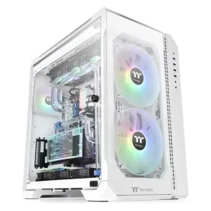 Thermaltake korpusi 51TG qor ko‘rinishi