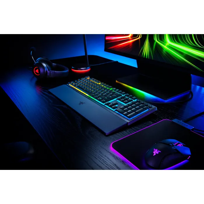 Клавиатура механическая Razer Ornata V3 104key, Mecha-Membrane Switch, USB-A, EN/RU, RGB, чёрный